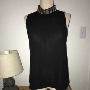 Open back sleeveless top
